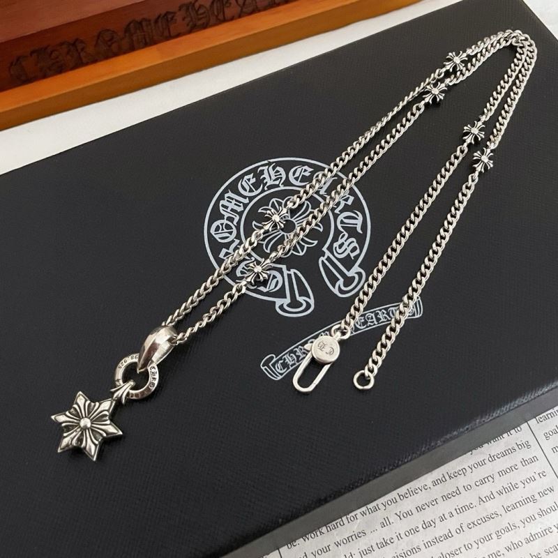 Ch*0me He**ts necklaces
